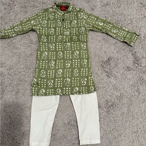 Indian / pakistani kids  bandhani kurta set.